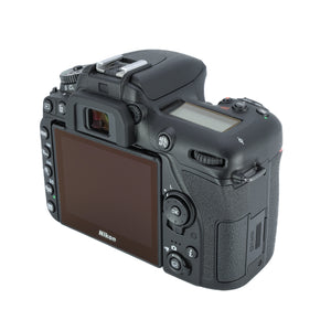 【良品】D7500 デジタル一眼レフカメラ 18-140 VR レンズキット ブラック D7500LK18140 [ズームレンズ]