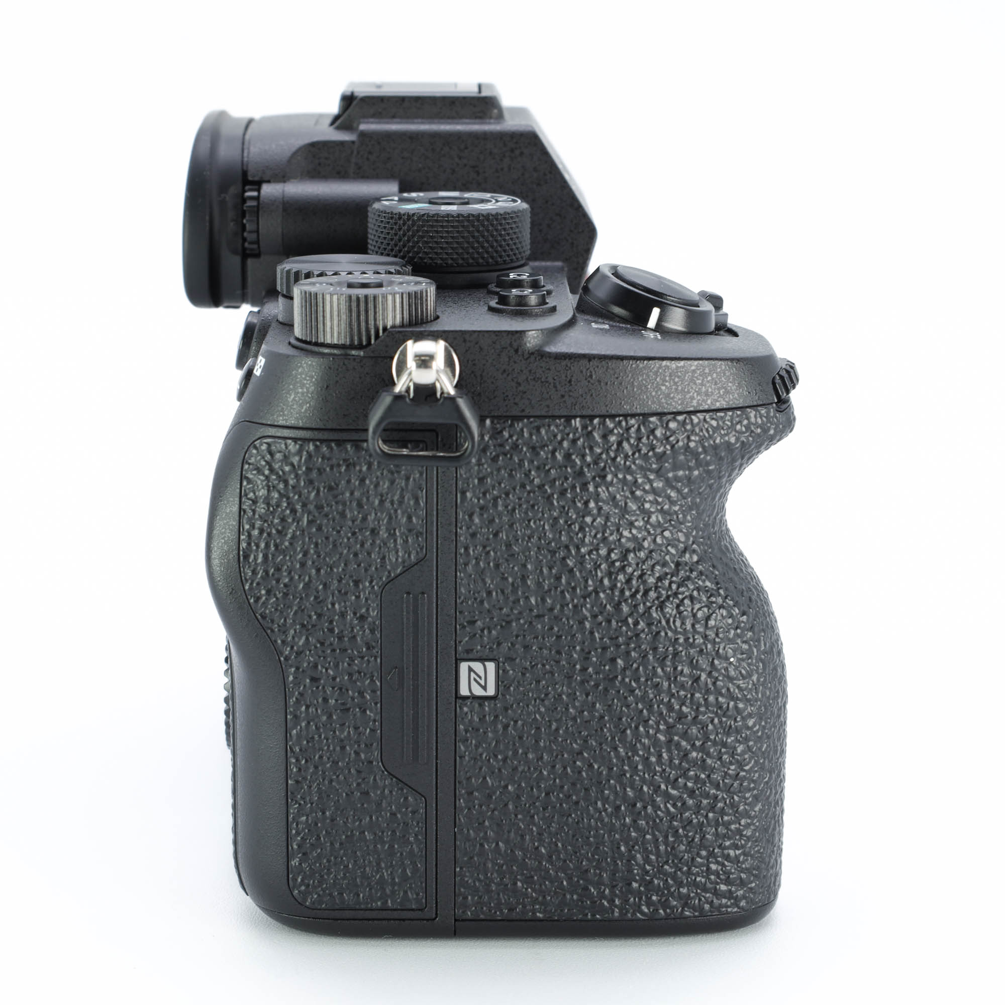 良品】α7R IV ILCE-7RM4 ボディ 通販 | 中古カメラを試して